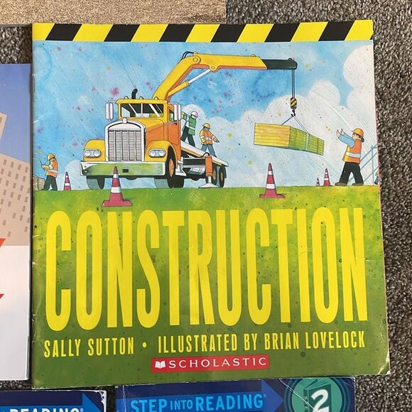 Lot of 9 truck, trains, and car books - Pixar cars, Thomas the Train, go dog go - Picture 11 of 16